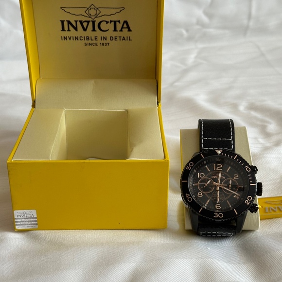 WATCH - Picture 7 of 15